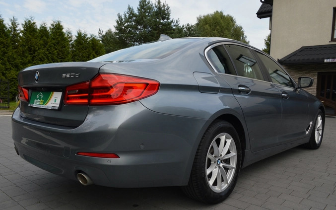 BMW Seria 5 cena 107800 przebieg: 151211, rok produkcji 2017 z Oleszyce małe 781